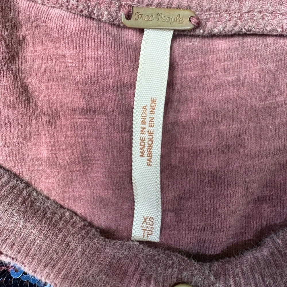 FREE PEOPLE Maroon Tiger Eyes Sequin Bib Henley Long Sleeve Tee Tshirt Size XS